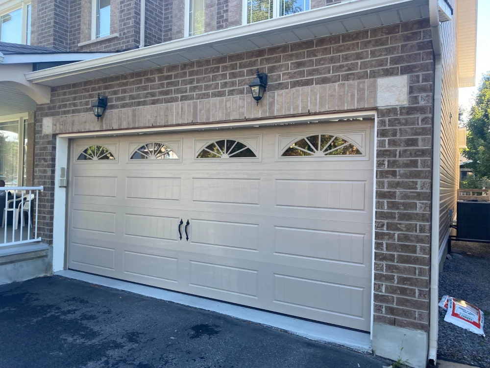 Modern Garage Door 3